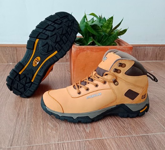 Botas CAT 1377 Color Amarillo