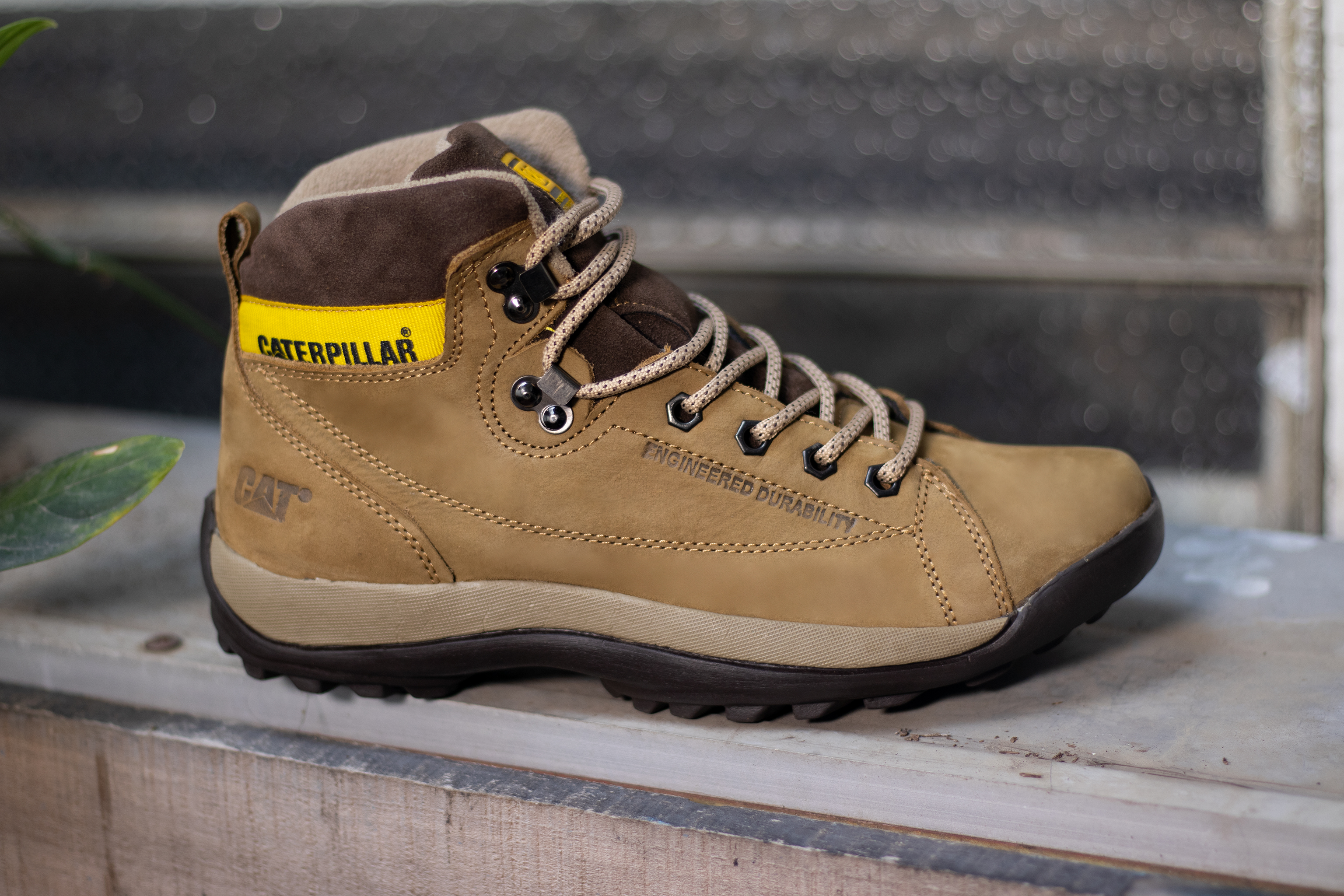 Botas CAT Alaska Color Ocre